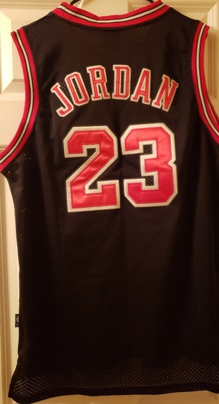Nike Other - NWT VTG Nikes Michael Jordan throwback Jersey L